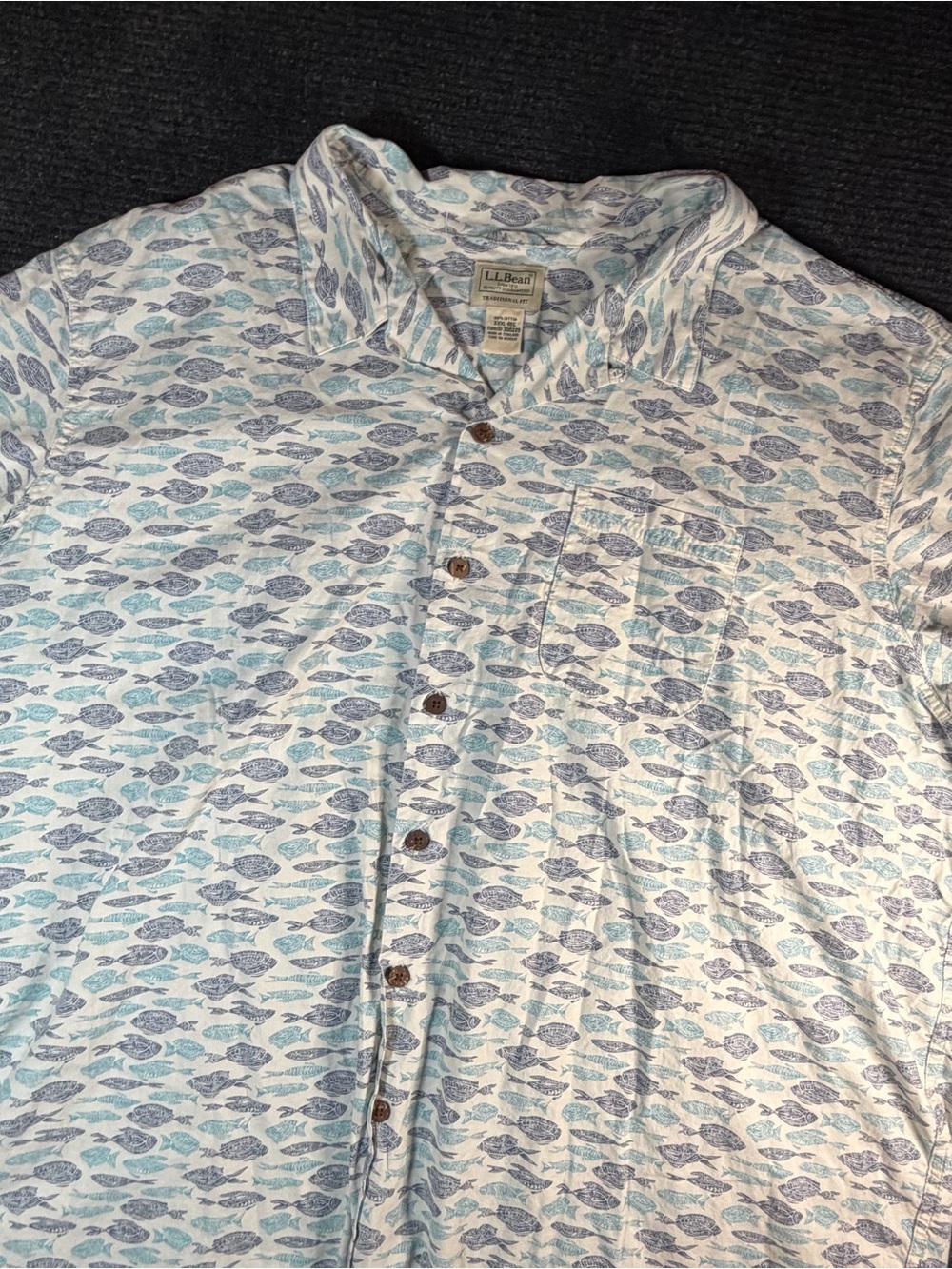 L.L. Bean Men's Short Sleeve Fish-Print Button Shirt in Blue and Aqua